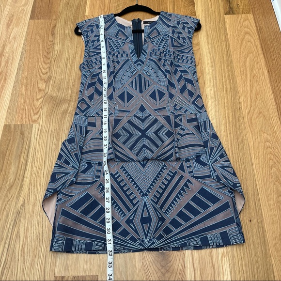 BCBGMAXAZRIA Dress - Picture 4 of 16